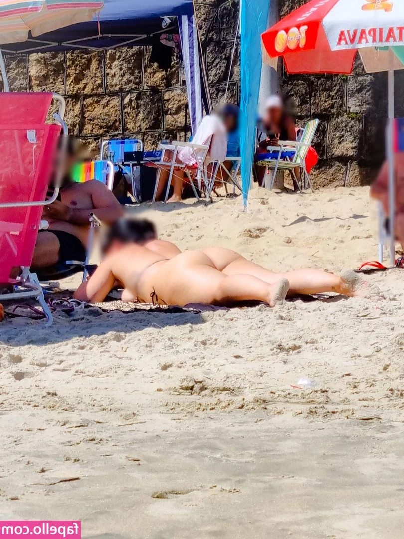 Paulinha Casada [ paulinha-casada ] - Ass worship should be every morning  Especially Sundays