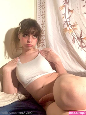 cdbell - Was getting ready for some girl on girl fun! These are some sexy pics