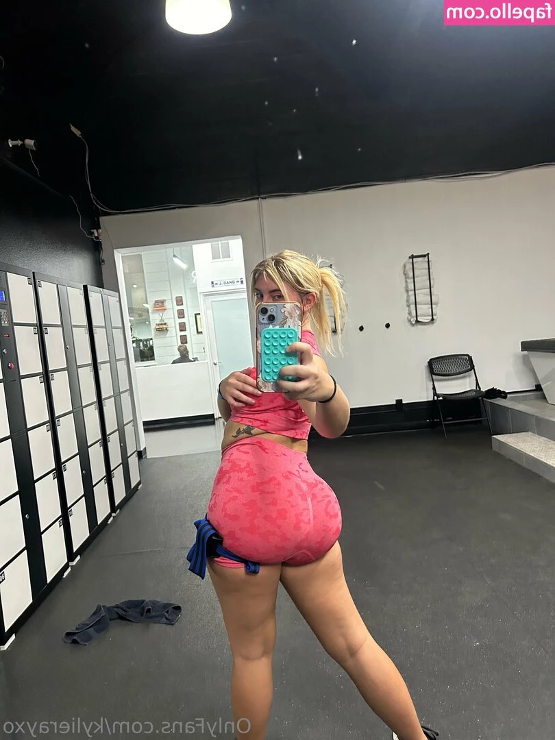 kylierayxo [ kylierayxo-11 ] - come take a shower with me