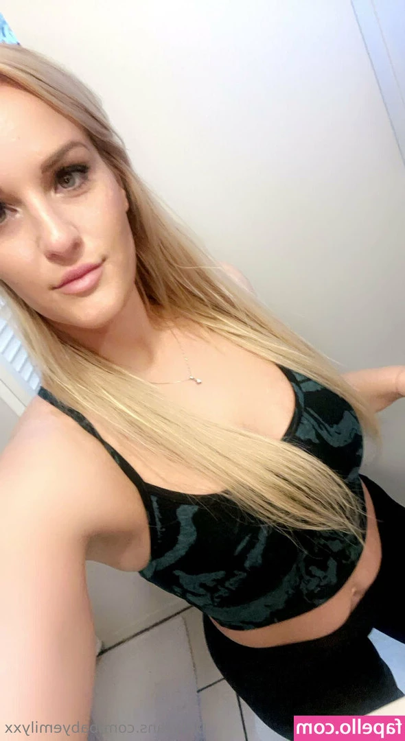babyemilyxx - How far can the naked eye see here?