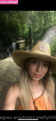 Lucia.vargas [ lucia-vargas ] - Cum subscribe to my VIP and receive a stripping video 💋