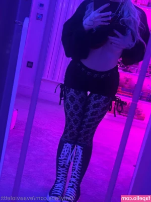 evaaviolettt [ evaaviolettt-13 ] - Purchase my next bundle babe and tell me your favorite video