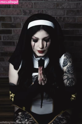 freecyndiefox - Fuck Me Here Daddy