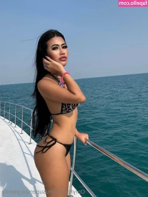 superspicyemily - Spank me