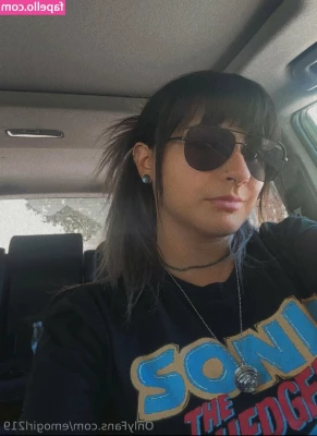 emogirl219 - Stream started at 01/30/2022 10:30 pm  Goodmorning you beautiful