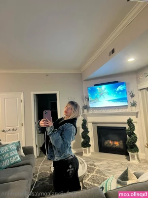 caitlinspicy - I enjoy my husbands cock  but not as much as his friends cocks   Just