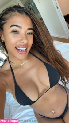 morganleighhh - Can someone help me rub this in? 🥰