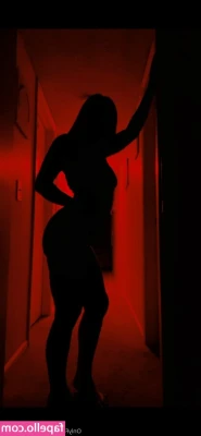 ashlynnbaddie - Got some sexy squashing/ass eating content coming soon!