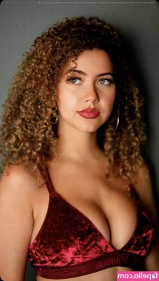 Megan Botnick [ megan-botnick-8 ] - I ll be doing a adult game night live stream with  jamesmannic this