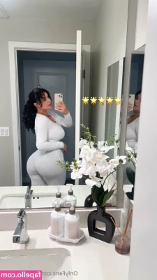 frostedaliine [ frostedaliine-2 ] - How about black nylons