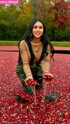 tsfoxyanastasia - Espero mi perfil se les antoje ando bien hot