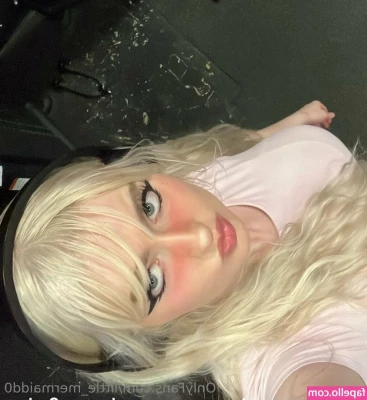 little_mermaidd0 [ little-mermaidd0-1 ] - Just a dirty horny girl 😜