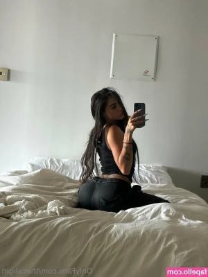 thecaligirl [ thecaligirl-2 ] - Bem putinha dando o cuzinho 🤤🔥  Quero que goze bem gostoso