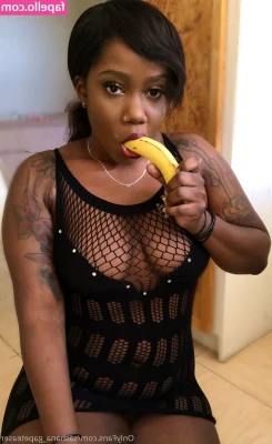 sashana_gapeteaser [ sashana-gapeteaser ] - I'm a Whore you got to pay for it ... LoL
