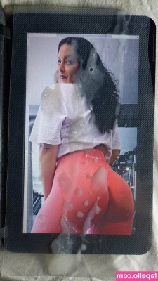Bozhanova - Anyone want a custom or session? I'm bored