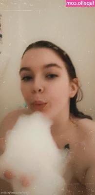vcollins - I'll be doing a special lewd Halloween photoshoot for all my OF Fans!