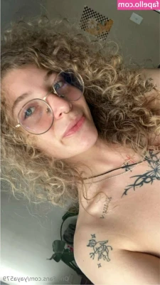 yaya579 - Its time to worship my ass and my soles k thx