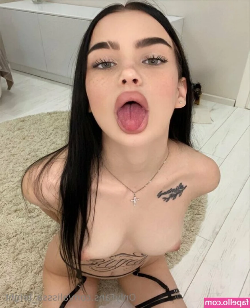 alisssa_bright [ alisssa-bright ] - Round of applause 👏🏻 🍑 ⚡️