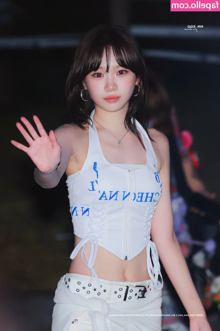 Kim Chaewon [ kim-chaewon-1 ] - J aime me faire défoncer le cul !