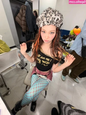 Kim Chaewon [ kim-chaewon-1 ] - Cake cake cake