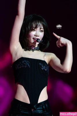 Kim Chaewon [ kim-chaewon-1 ] - Boating nude is the best