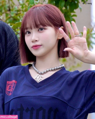 Kim Chaewon [ kim-chaewon-1 ] - Open me up