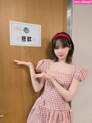 Kim Chaewon [ kim-chaewon-1 ] - As promised  today I am adding the first photo from the professional