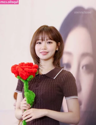 Kim Chaewon [ kim-chaewon-1 ] - gonna go shopping today who s gonna reimburse me