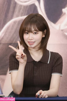 Kim Chaewon [ kim-chaewon-1 ] - House calls only