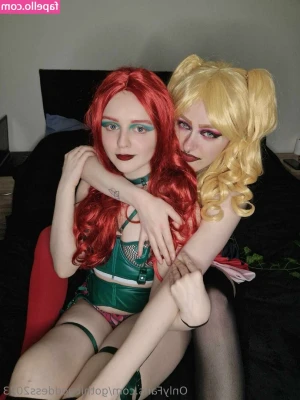 gothicgoddess2023 - 🔴 Custom Video: You drive me home from work because my boyfriend