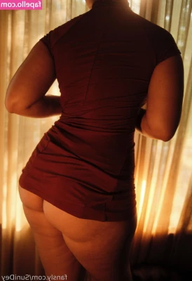 Sunidey [ sunidey-10 ] - Damn who remembers my boobs being this perky 🥲 who wants to pay