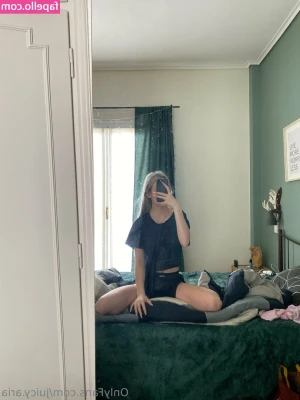 ariaa.baby [ ariaa-baby ] - Hey guys!  My account was blocked for half a year 🥺 I couldn’t