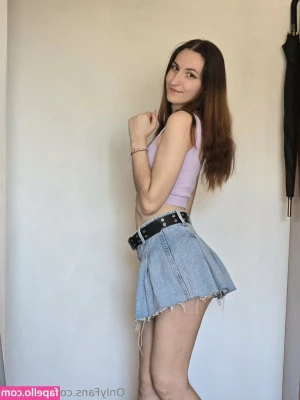 sukifoxx - Do you want to worship my feet or my heels today?