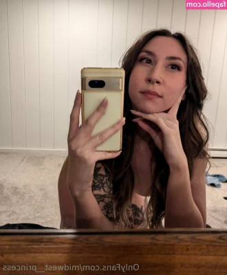 midwest__princess [ midwest-princess ] - Spot the difference ...