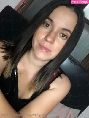 margaret445 - wanna know a secret?