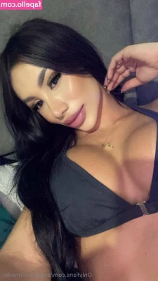ambermintmodel [ ambermintmodel-1 ] - My 18 hour work day is almost over!! 😴 💤