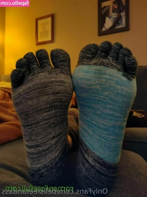 bellsfeetandass - Unlok my pussy and boobs now 💝💕💦💦💦💦💦
