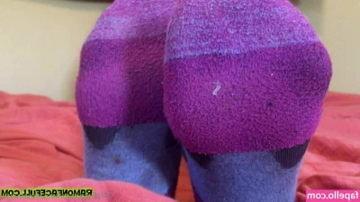 bellsfeetandass - Naughty nips