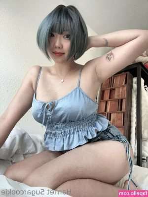 Harriet Sugarcookie [ harriet-sugarcookie ] - instead of thinking, you can just be delusional 👀 girlboss