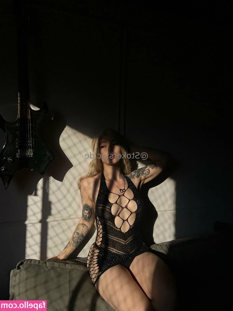 venusdoom.vip [ venusdoom-vip ] - Taking off the pink ^_^