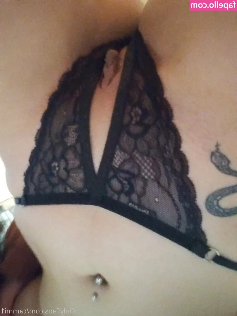 sweetdark8 - Worship my perfect ass and feet beta cuck