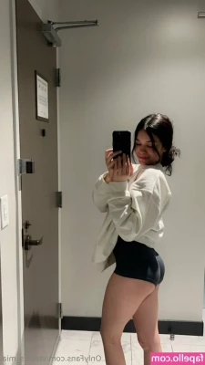 stepsis_mia [ stepsis-mia ] - Well thanks to ya ll I was able to get my phone fixed and still have