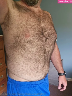 bigmanhairydadbod