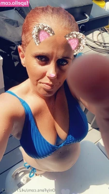 sexylilmama_214 [ sexylilmama-214 ] - Video for you, I know how much you like it when I spoil you 🖤