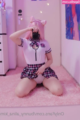 Bunny_Alina_Kim [ bunny-alina-kim ] - You like girls in fishnets @lilyxmoonflower @kittydawson ? 💞 I
