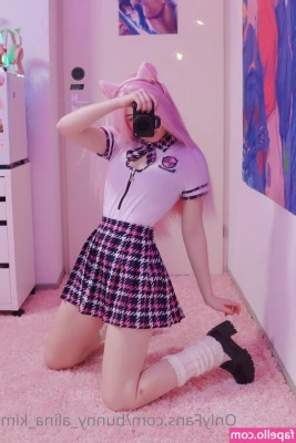 Bunny_Alina_Kim [ bunny-alina-kim ] - Welcome to the dungeon 💜🩵
