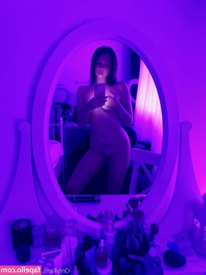 aliselis - Shower Time