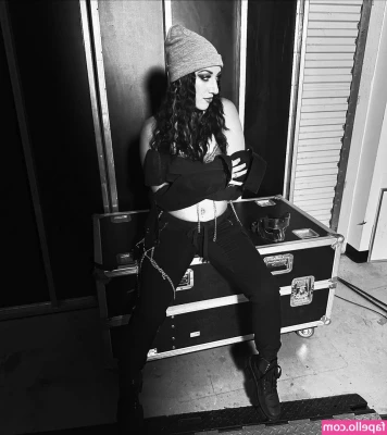 Jacy Jayne [ jacy-jayne ] - My bestie left this on me think you can beat hers