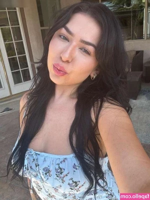 Melissa Moore [ melissa-moore-6 ] - After you tell me I m pretty