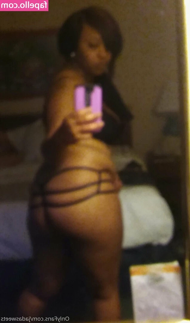 jadasweets - Fishnets go brrrr